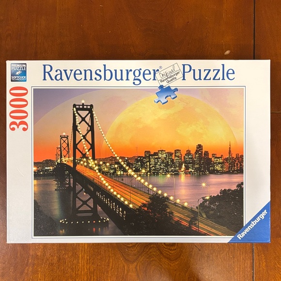 Ravensburger San Francisco at Night.  3000 pc Puzzle. Sealed - Picture 4 of 13